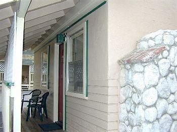 Cathy'S Cottages Биг Беър Лейк Екстериор снимка
