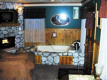 Cathy'S Cottages Биг Беър Лейк Екстериор снимка