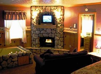 Cathy'S Cottages Биг Беър Лейк Екстериор снимка